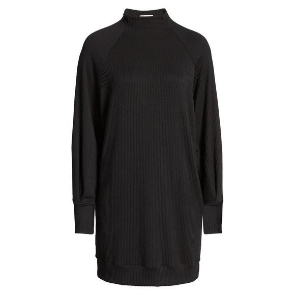 SOCIALITE Long Sleeve Textured Knit Shift Dress in Black - Picture 5 of 5